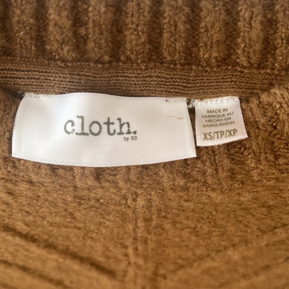 Oversized sweater in size XS. Very soft and comfortable - Picture 3 of 3